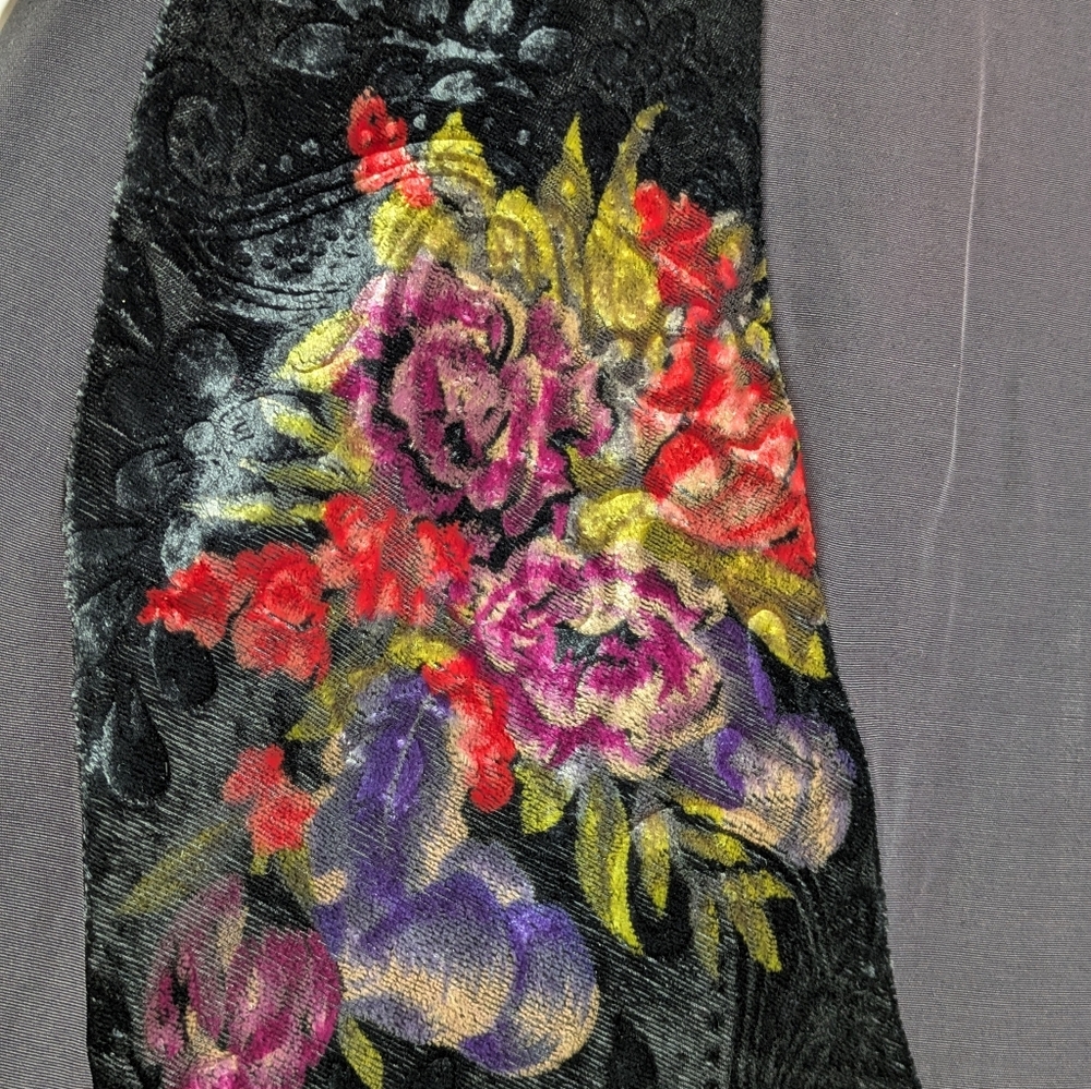 Vintage Essay Black Red Floral Velvet Panel Midi Skirt 24in - Picture 4 of 9